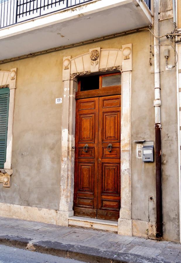 Ferienwohnung Azzurra Solarino Exterior foto